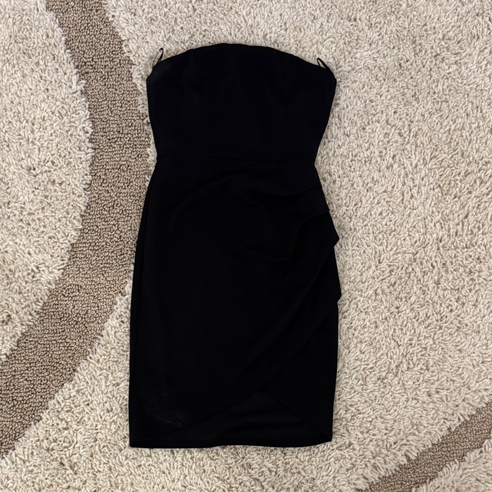 Forever 21 Black Strapless Dress